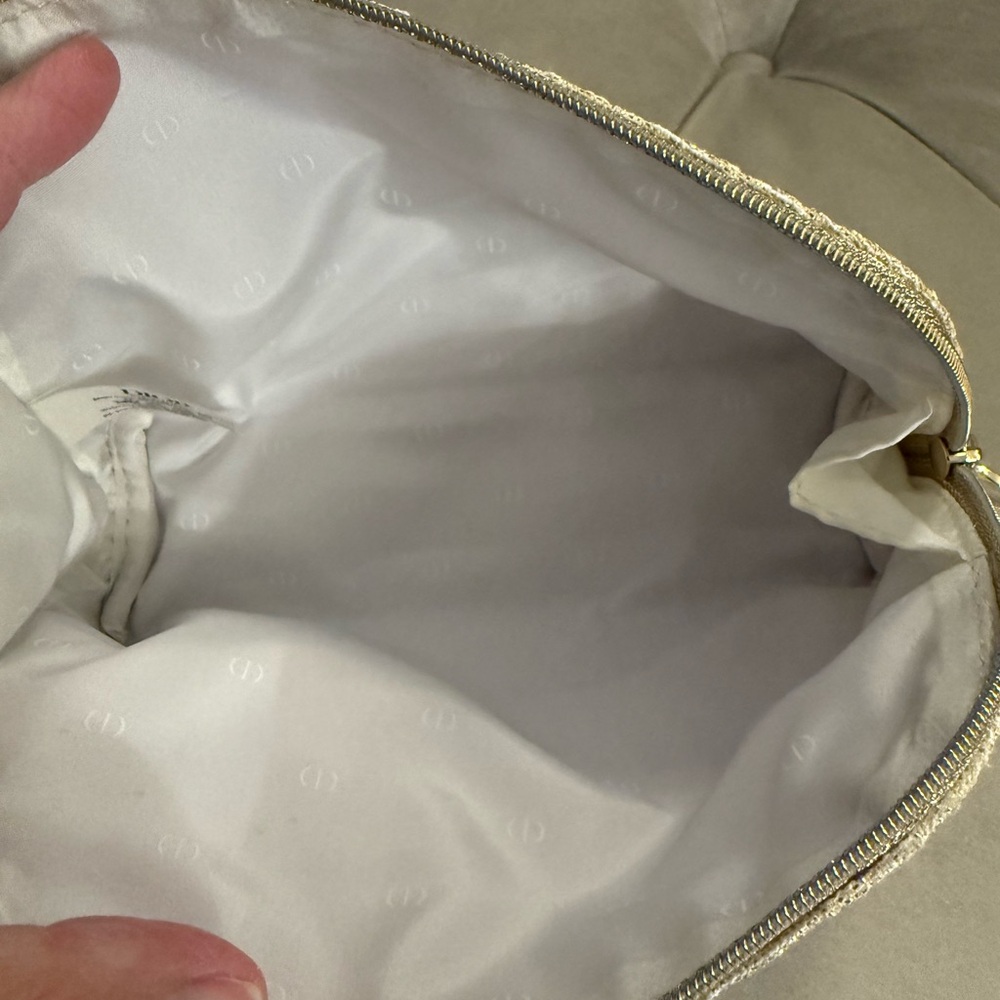 Brand New-Christian Dior Cosmetics Bag - Picture 6 of 6